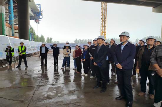 考察京台高速公路齐河至济南段六车道改十二车道扩建项目 考察京台高速公路齐河至济南段六车道改十二车道扩建项目